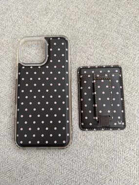 Walli case iPhone 16 pro max cocoa dot wallet case, magnetic, great condition!